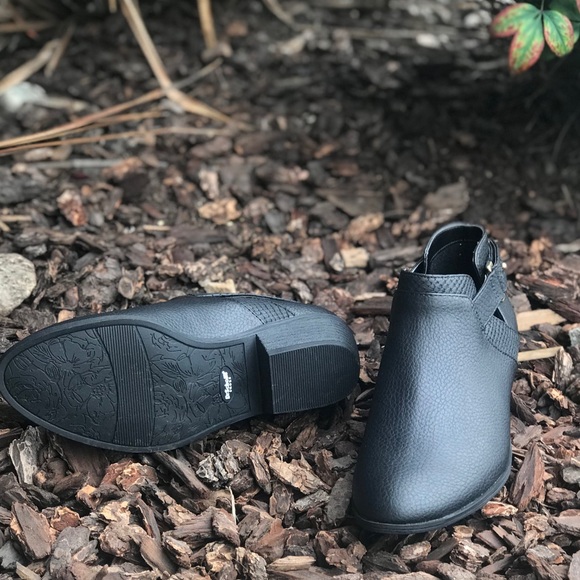 Dr Scholl’s memory foam cool fit booties - Picture 5 of 6